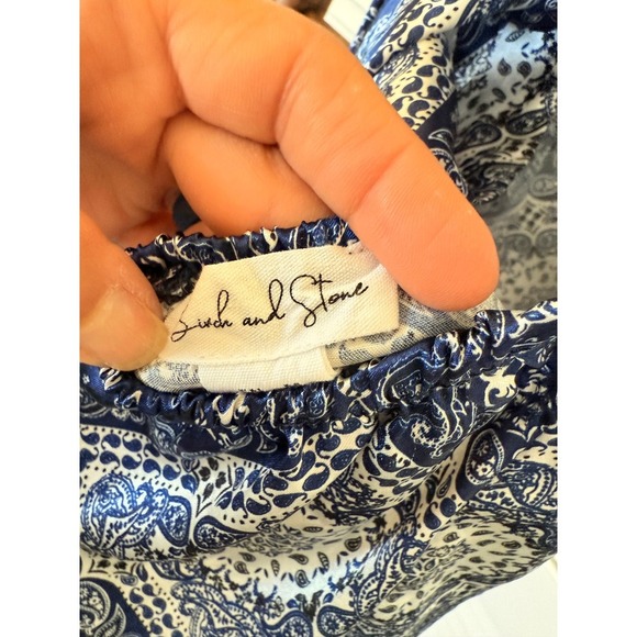 Birch and Stone Blue White Paisley Print Mini Dress Sleeveless Open Back SIze M - Picture 5 of 6